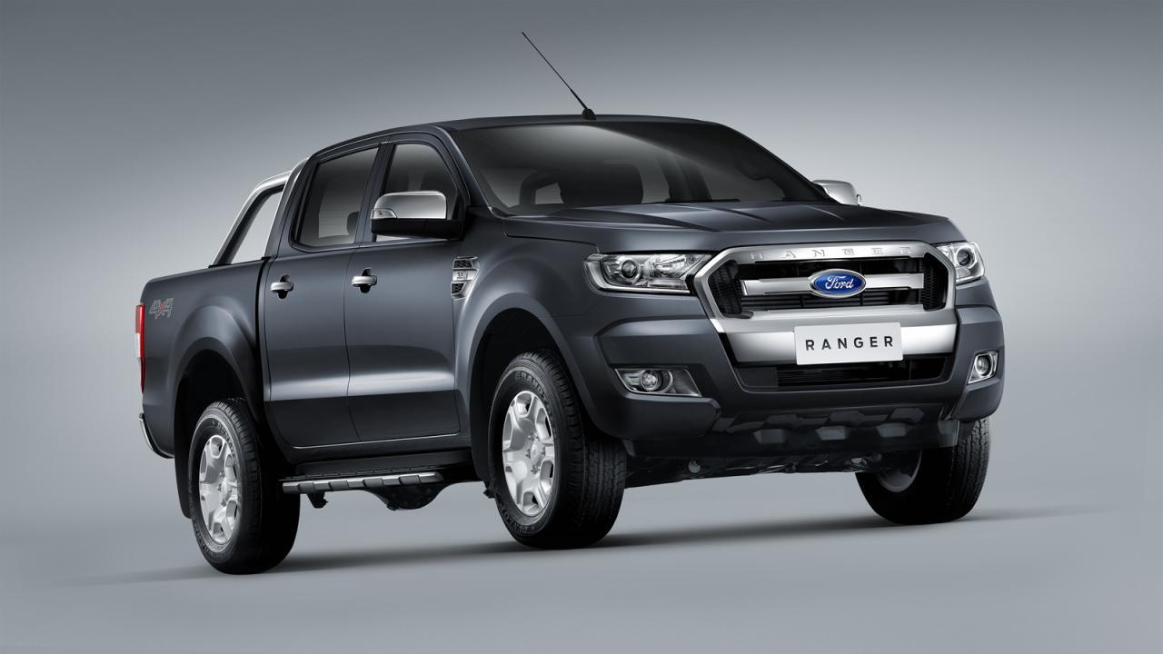 Ford Ranger 2015 bán chạy như tôm tươi trong tháng 9